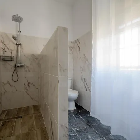 Quinta Virtudes 3* פונשל